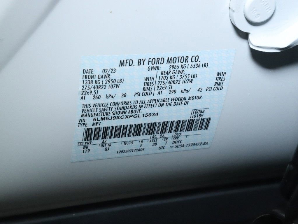 Certified 2023 Lincoln Aviator Black Label w/ Class IV Trailer Tow Package AWD/4WD image 23