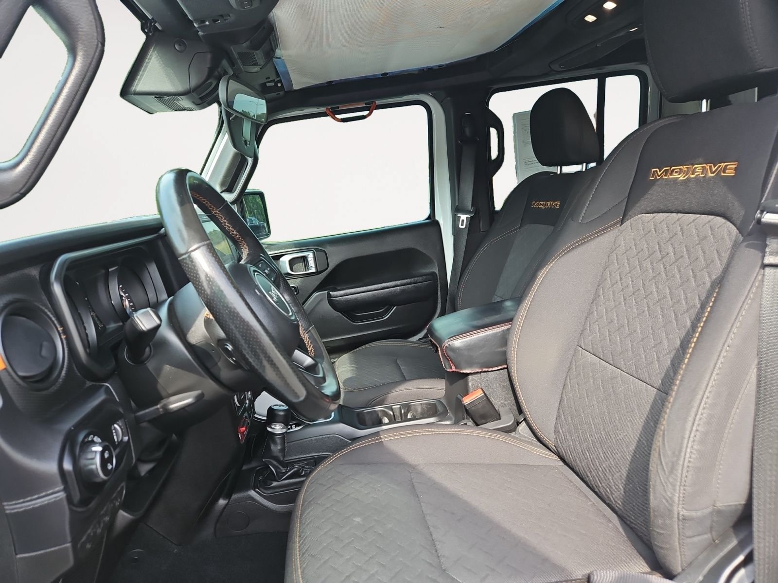 Used 2024 Jeep Gladiator Mojave w/ Convenience Group AWD/4WD image 9