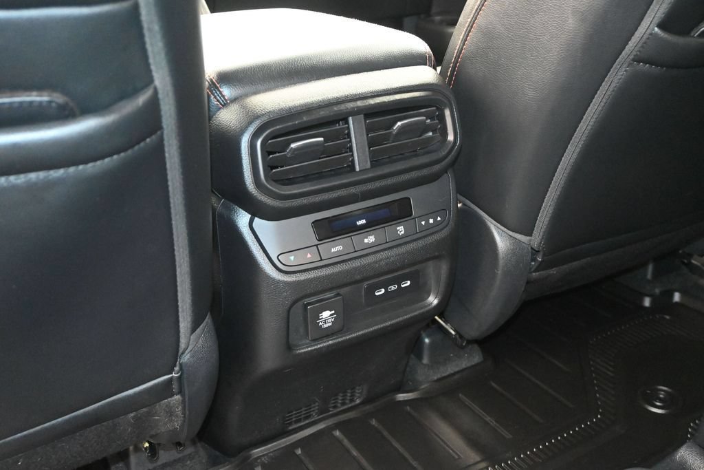 Certified 2025 Honda Pilot TrailSport image 13