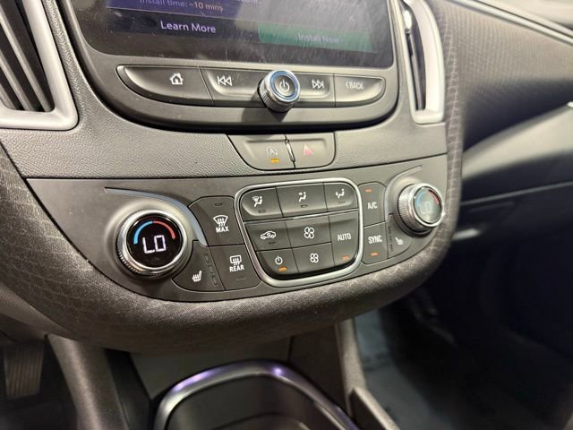 Used 2023 Chevrolet Malibu LT FWD image 19
