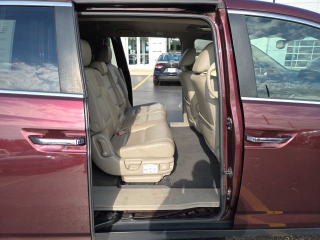 Used 2014 Honda Odyssey EX-L image 11