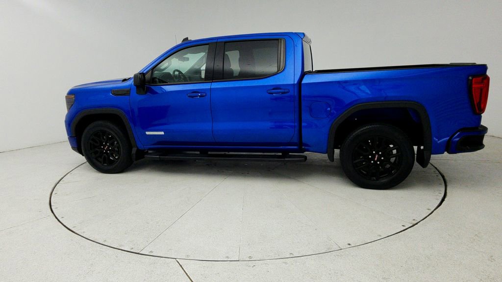 Used 2023 GMC Sierra 1500 Elevation w/ LPO, Elevation Black Package RWD image 6