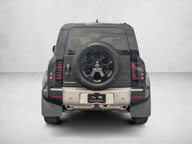 Used 2025 Land Rover Defender 110 S image 8