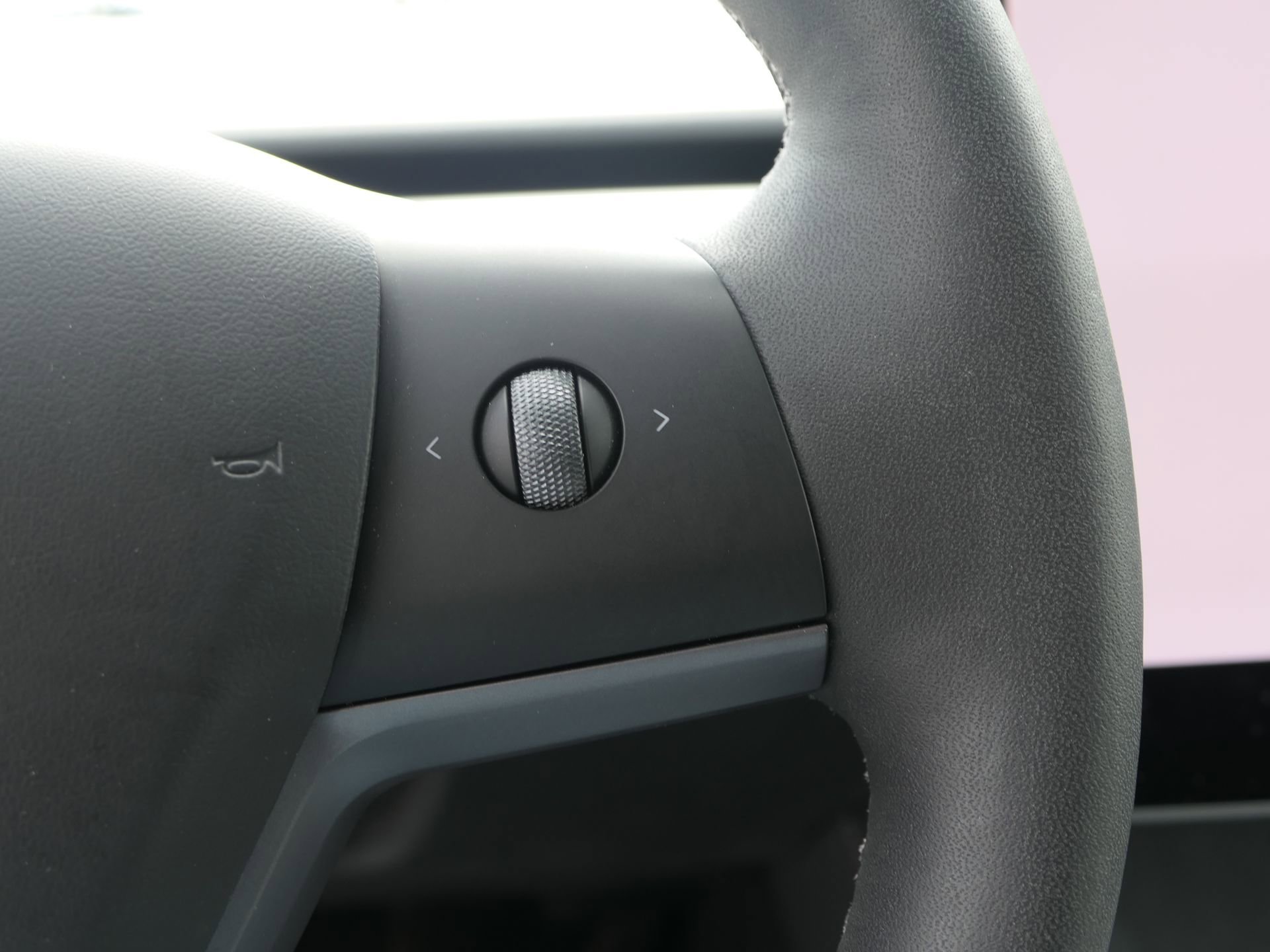 Used 2024 Tesla Model Y Performance image 17