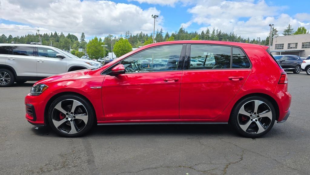 Used 2018 Volkswagen Golf 4-Door FWD image 7