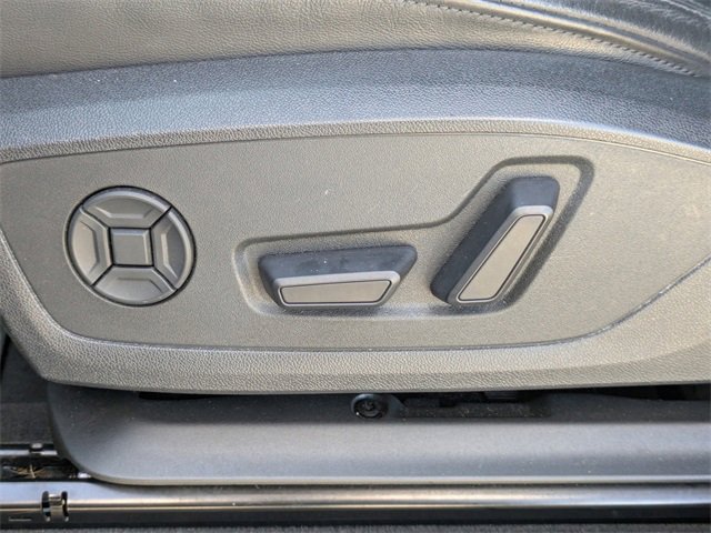 Used 2020 Audi Q3 2.0T Premium Plus w/ Premium Plus Package image 20