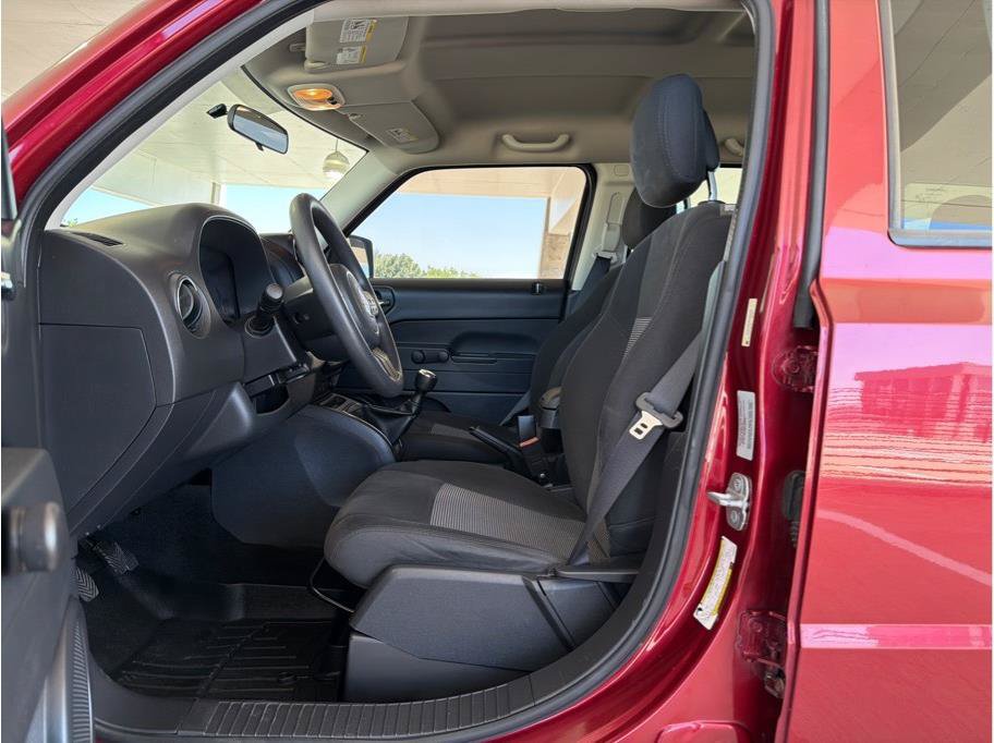 Used 2014 Jeep Patriot Sport FWD image 10