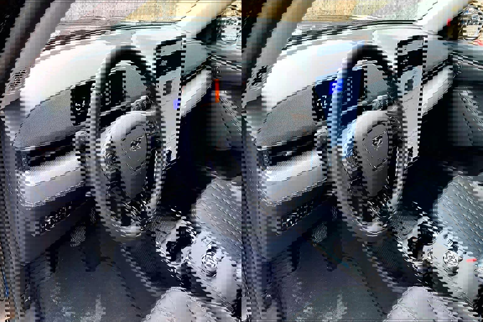 Used 2023 Ford Mustang Mach-E Select image 17