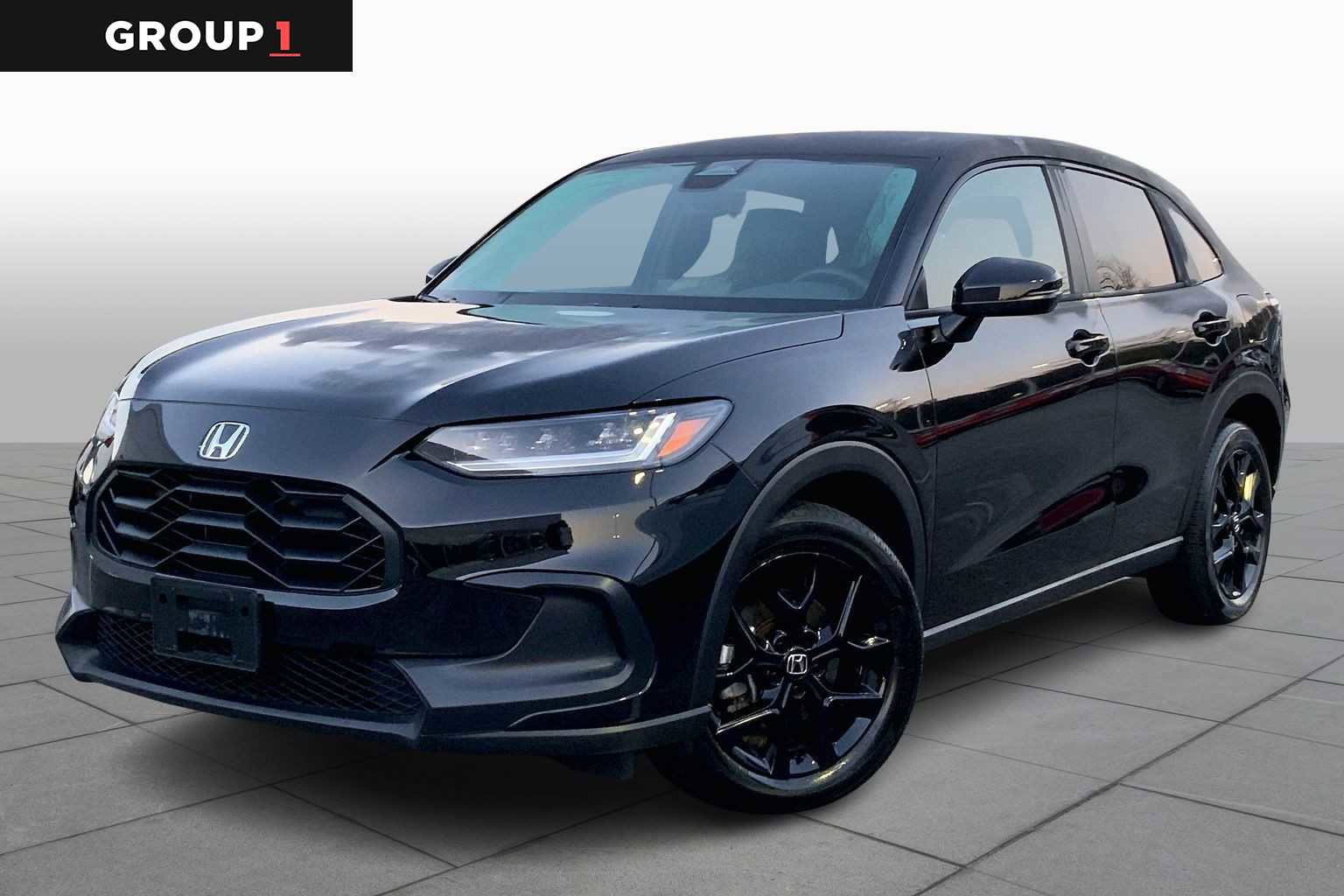 Used 2025 Honda HR-V Sport image 1