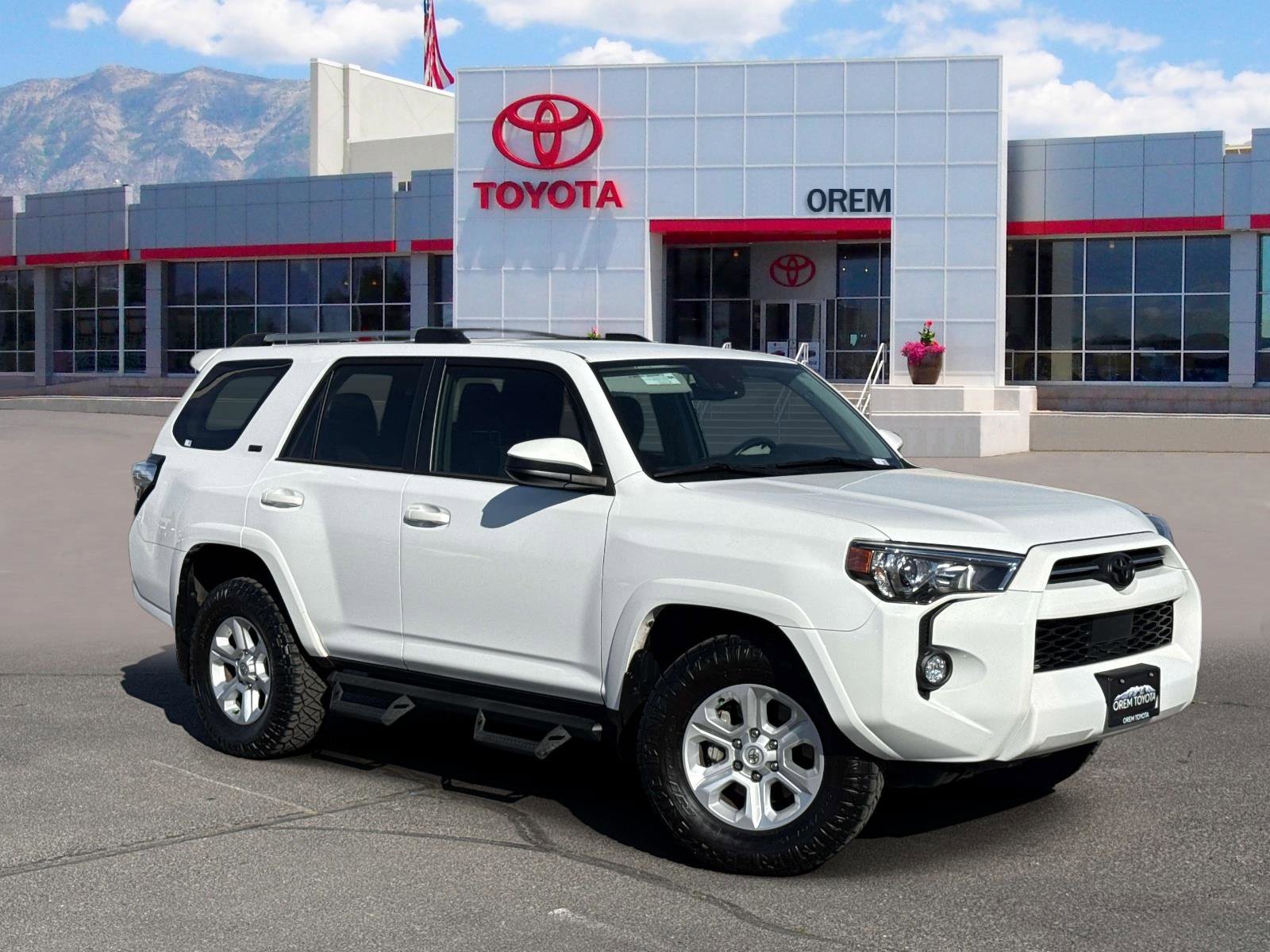 Used 2024 Toyota 4Runner SR5 image 1