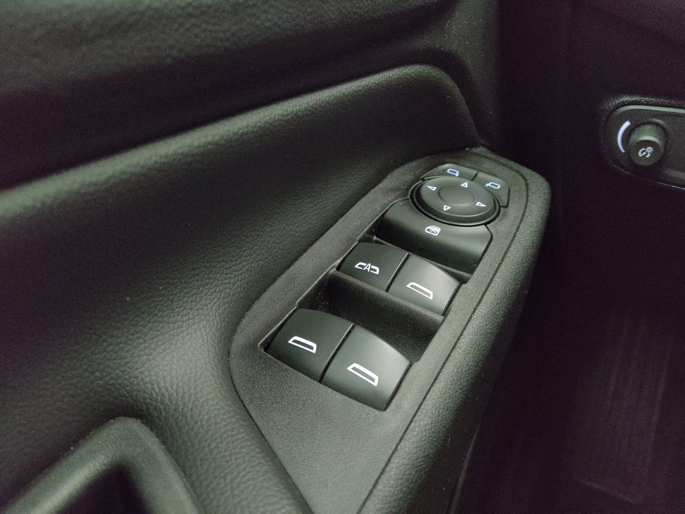 Used 2019 Chevrolet Equinox LT FWD image 27