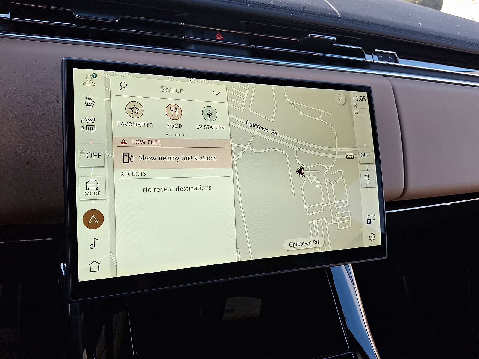 New 2025 Land Rover Range Rover Sport Dynamic SE image 7