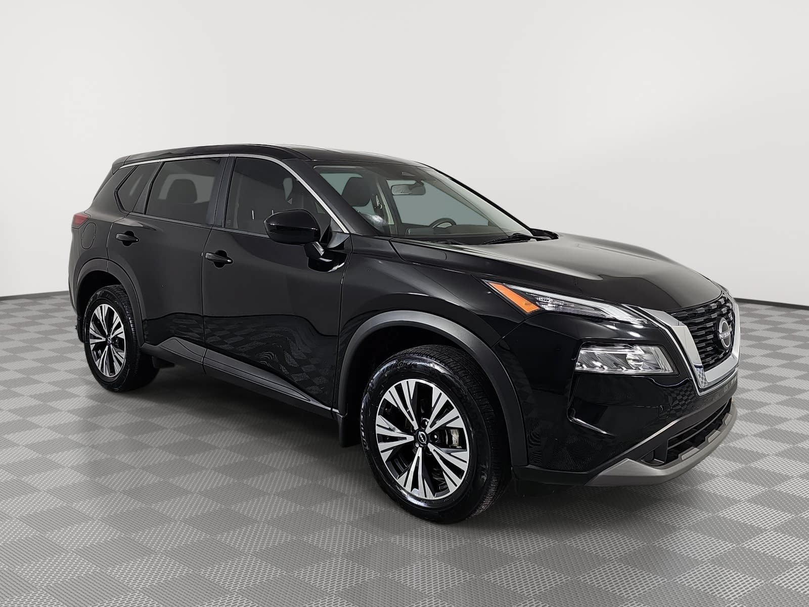 Used 2023 Nissan Rogue SV FWD image 2