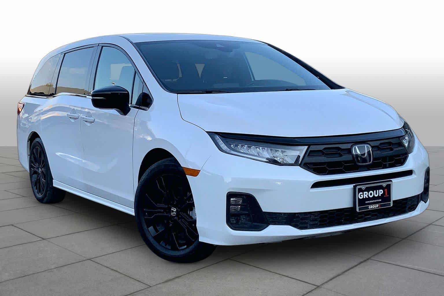 Used 2025 Honda Odyssey Sport-L image 3