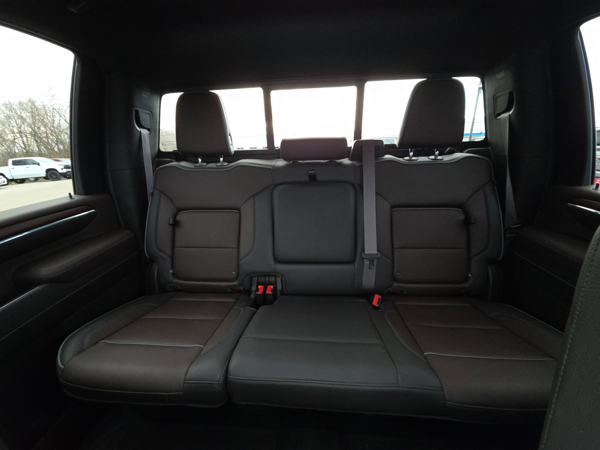 Used 2024 GMC Sierra 2500 Denali w/ Denali Reserve Package image 27