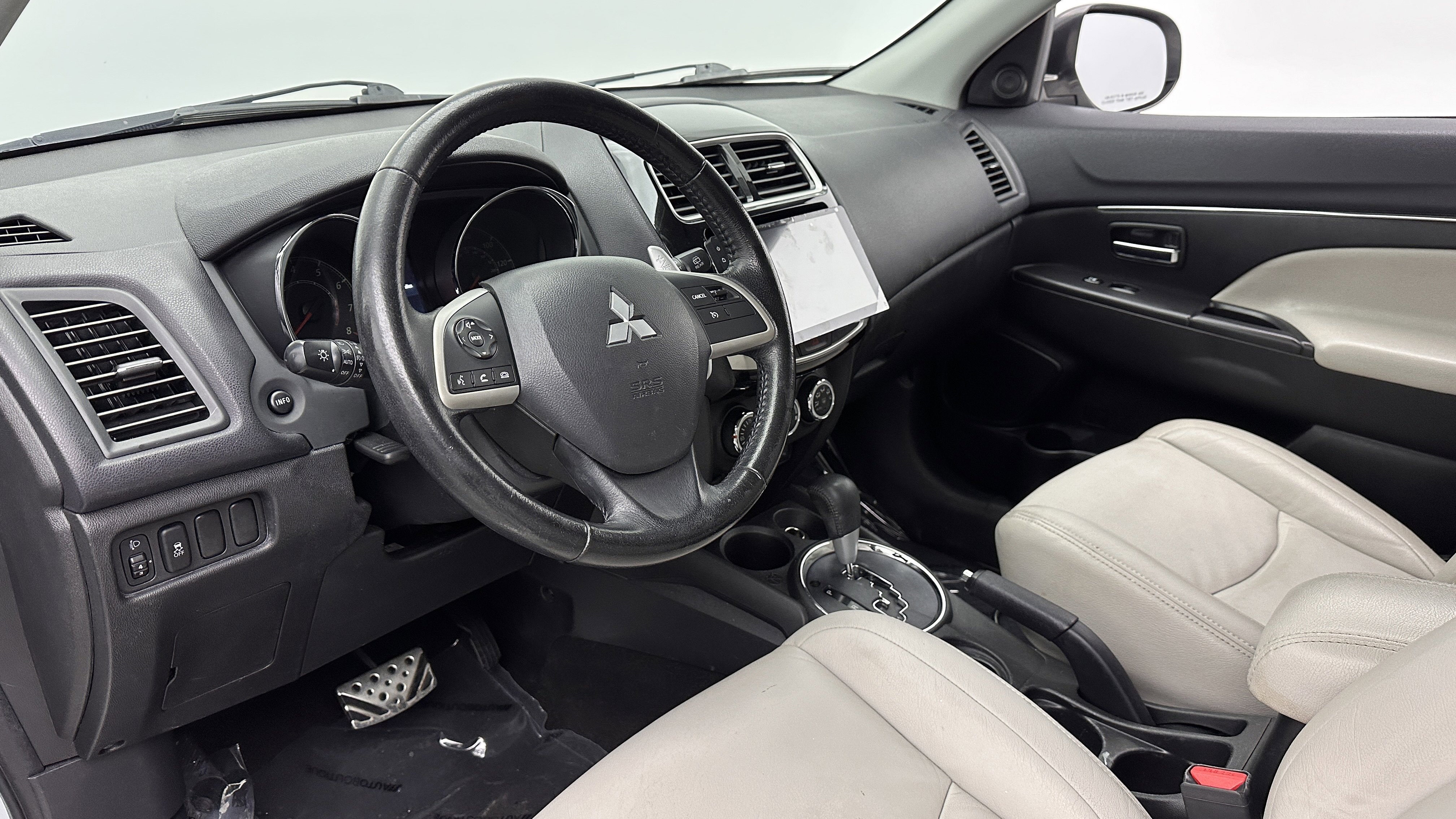 Used 2015 Mitsubishi Outlander Sport GT image 10