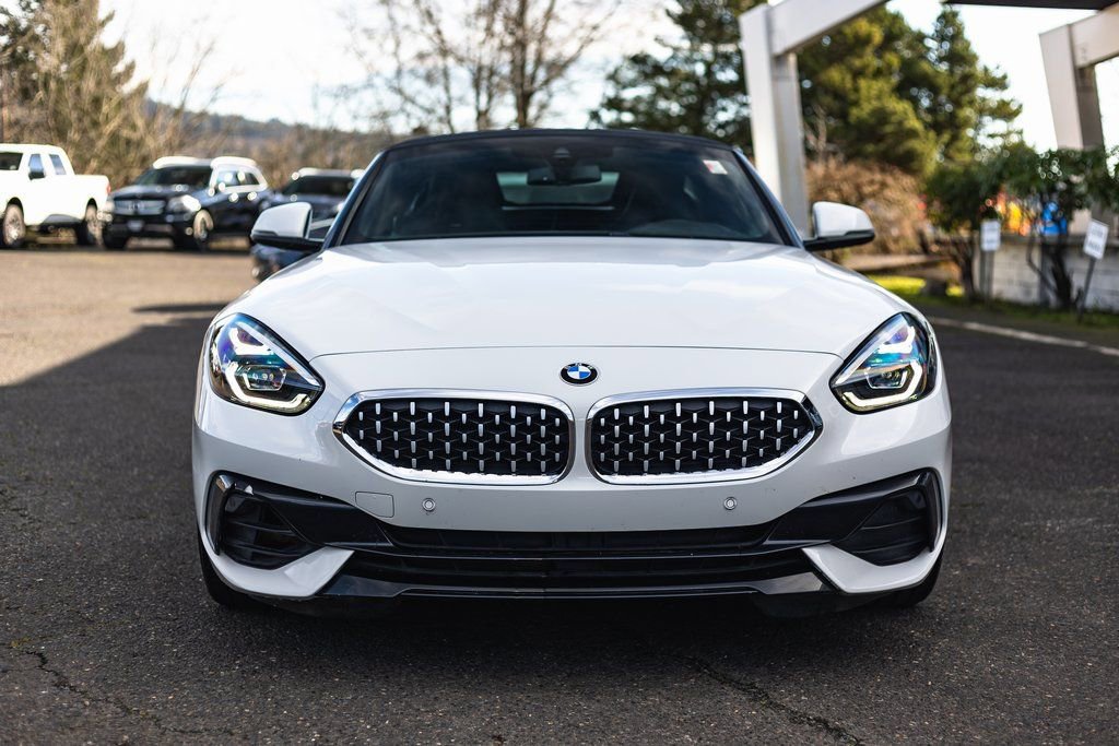 Used 2020 BMW Z4 sDrive30i w/ Convenience Package RWD image 5
