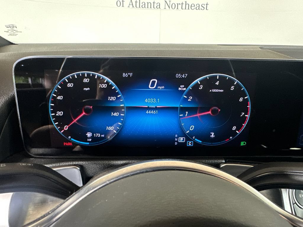 Used 2023 Mercedes-Benz GLB 250 image 29