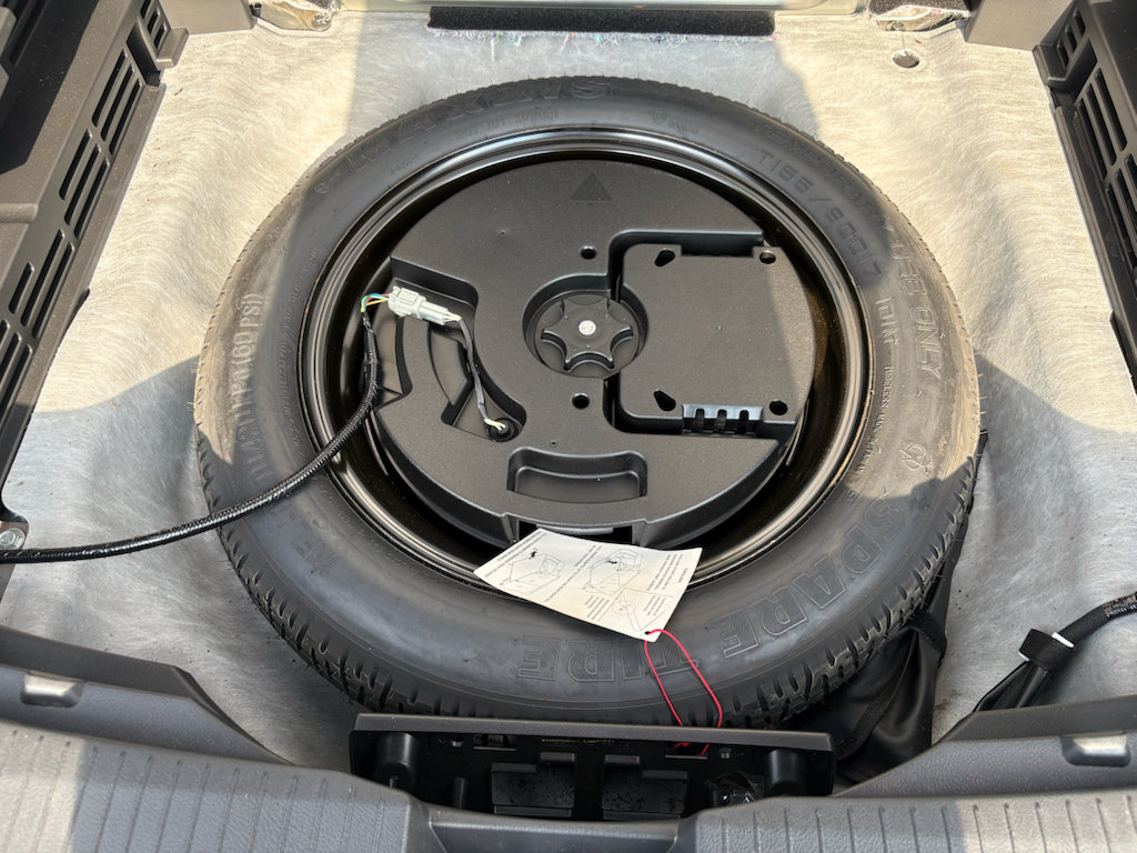 Used 2023 Nissan Rogue SV w/ SV Premium B Package FWD image 25