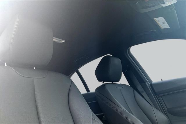 Used 2015 BMW 320i Sedan RWD image 17