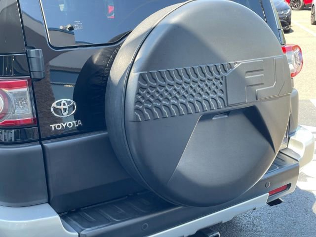 Used 2014 Toyota FJ Cruiser 4WD w/ Upgrade Package image 15