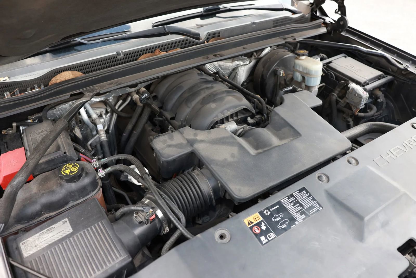 Used 2015 Chevrolet Suburban LS w/ Max Trailering Package image 44