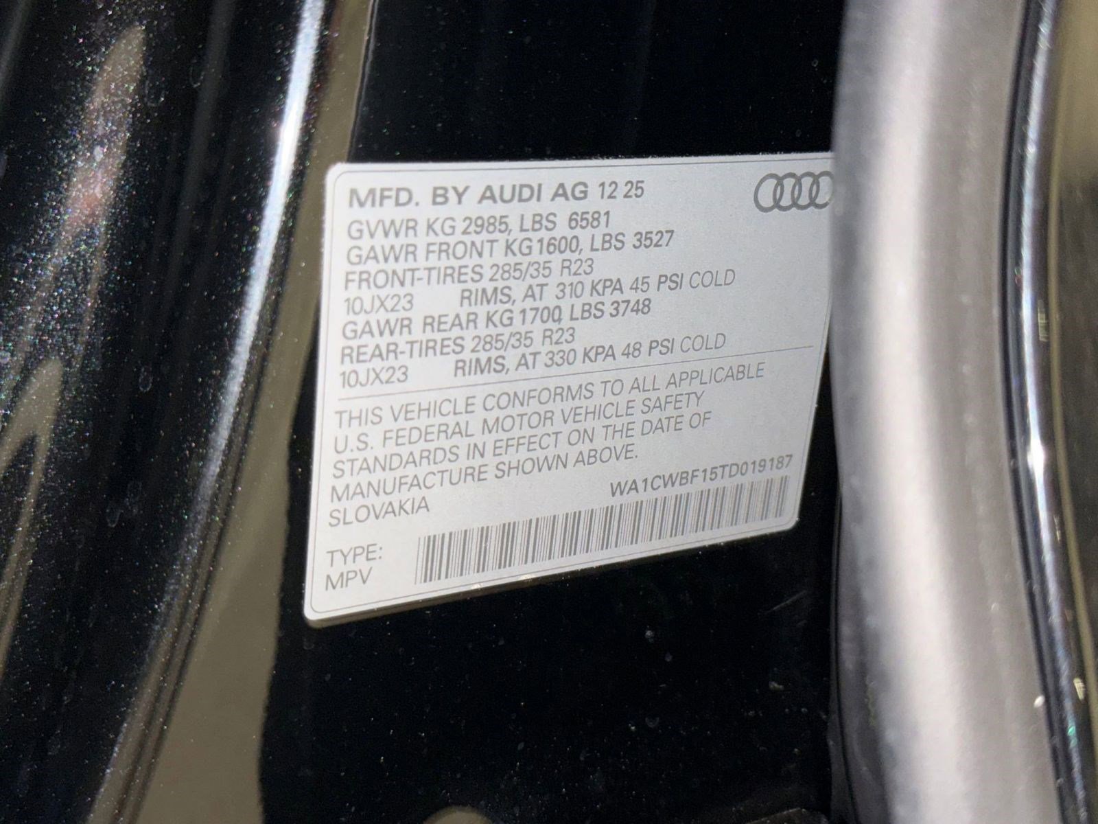 New 2026 Audi SQ8 Prestige AWD/4WD image 18
