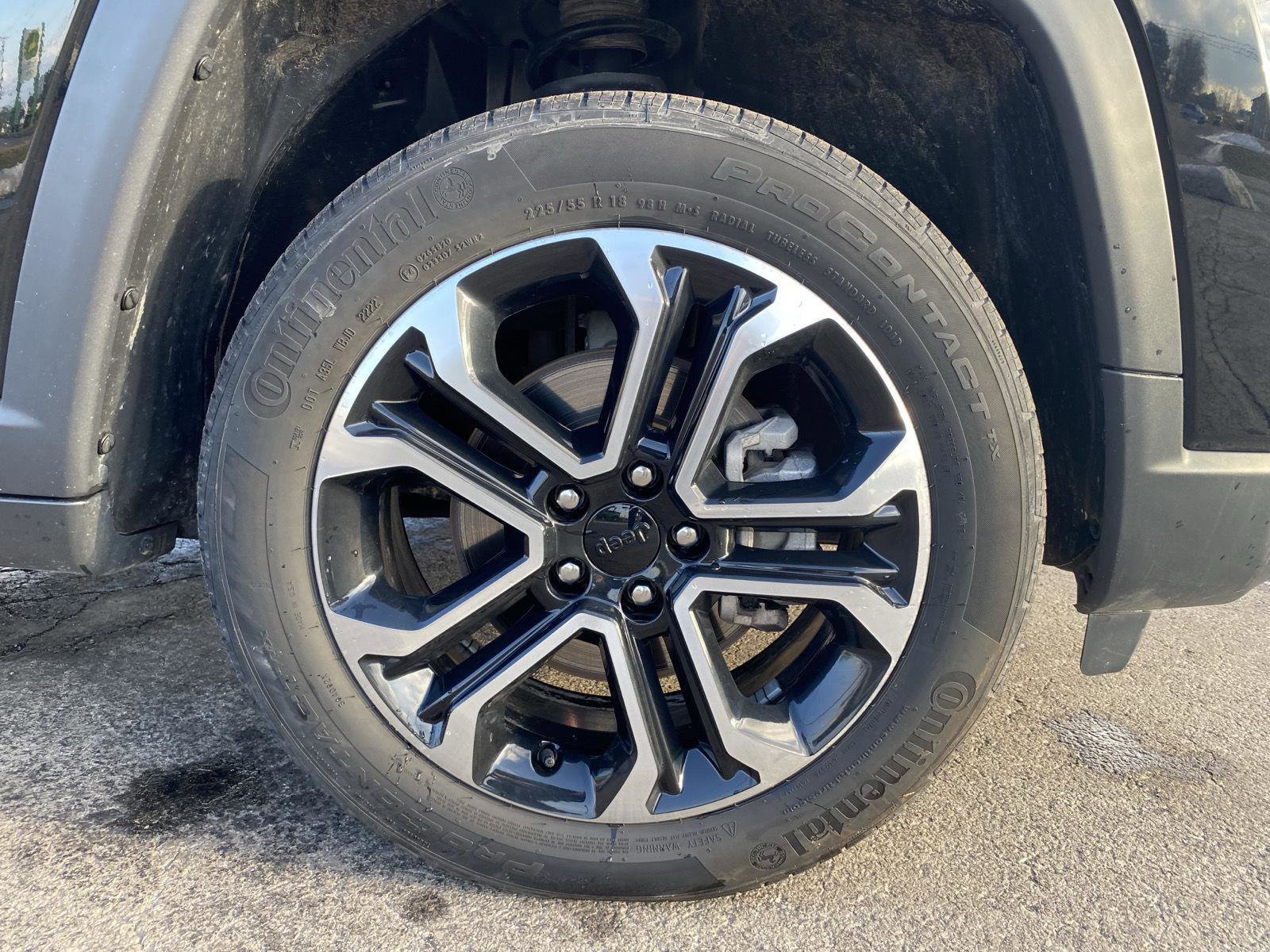 Used 2022 Jeep Compass Limited image 33