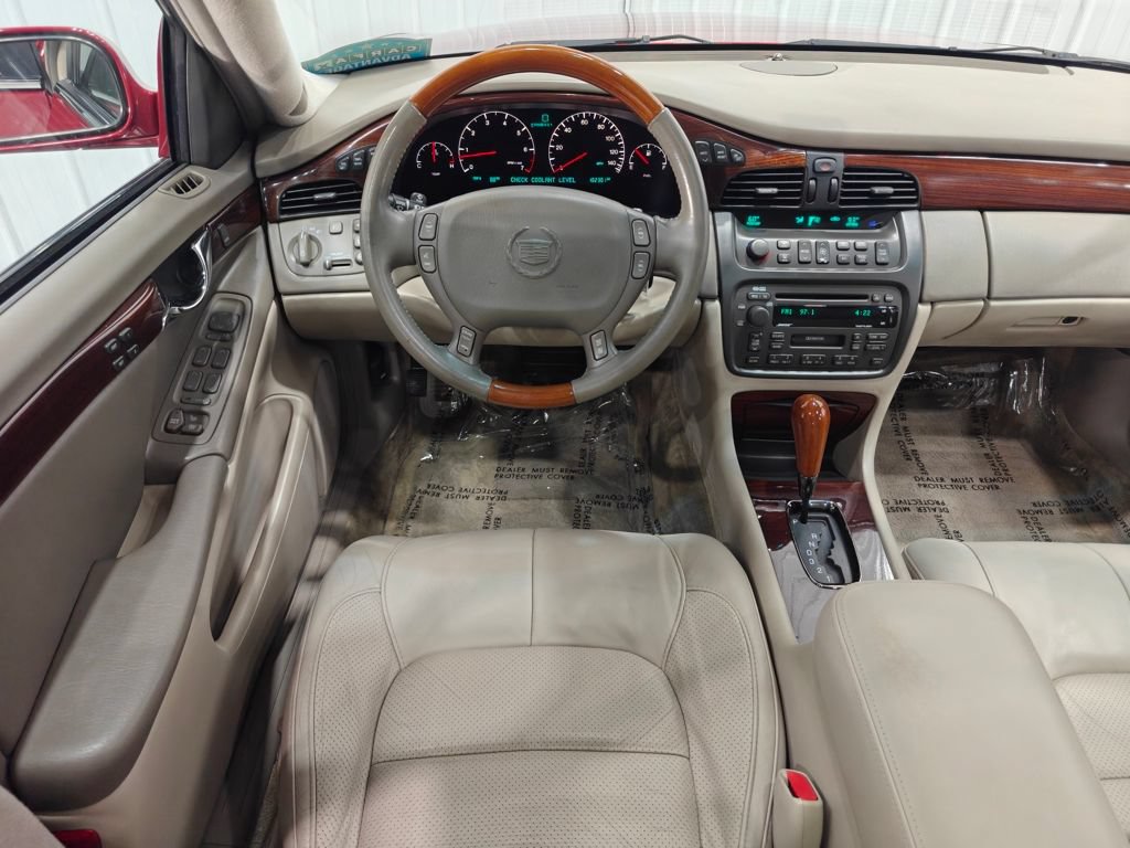 Used 2003 Cadillac De Ville DTS w/ Premium Luxury Package FWD image 4