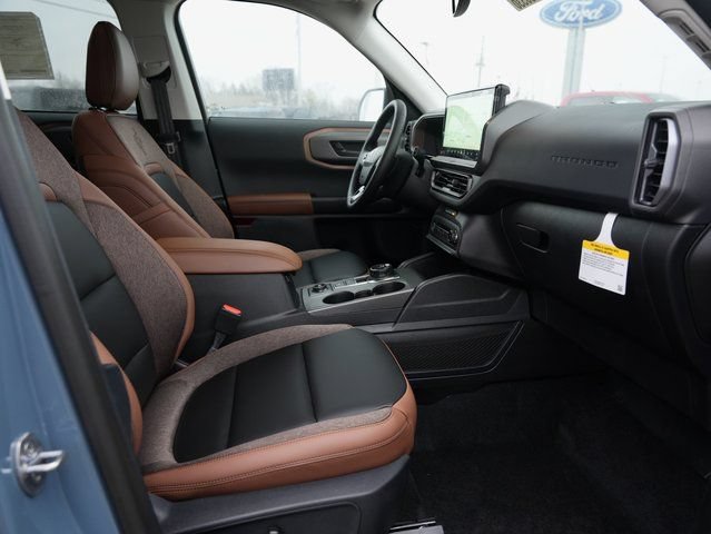 New 2025 Ford Bronco Sport Outer Banks w/ Outer Banks Tech Package+ AWD/4WD image 8