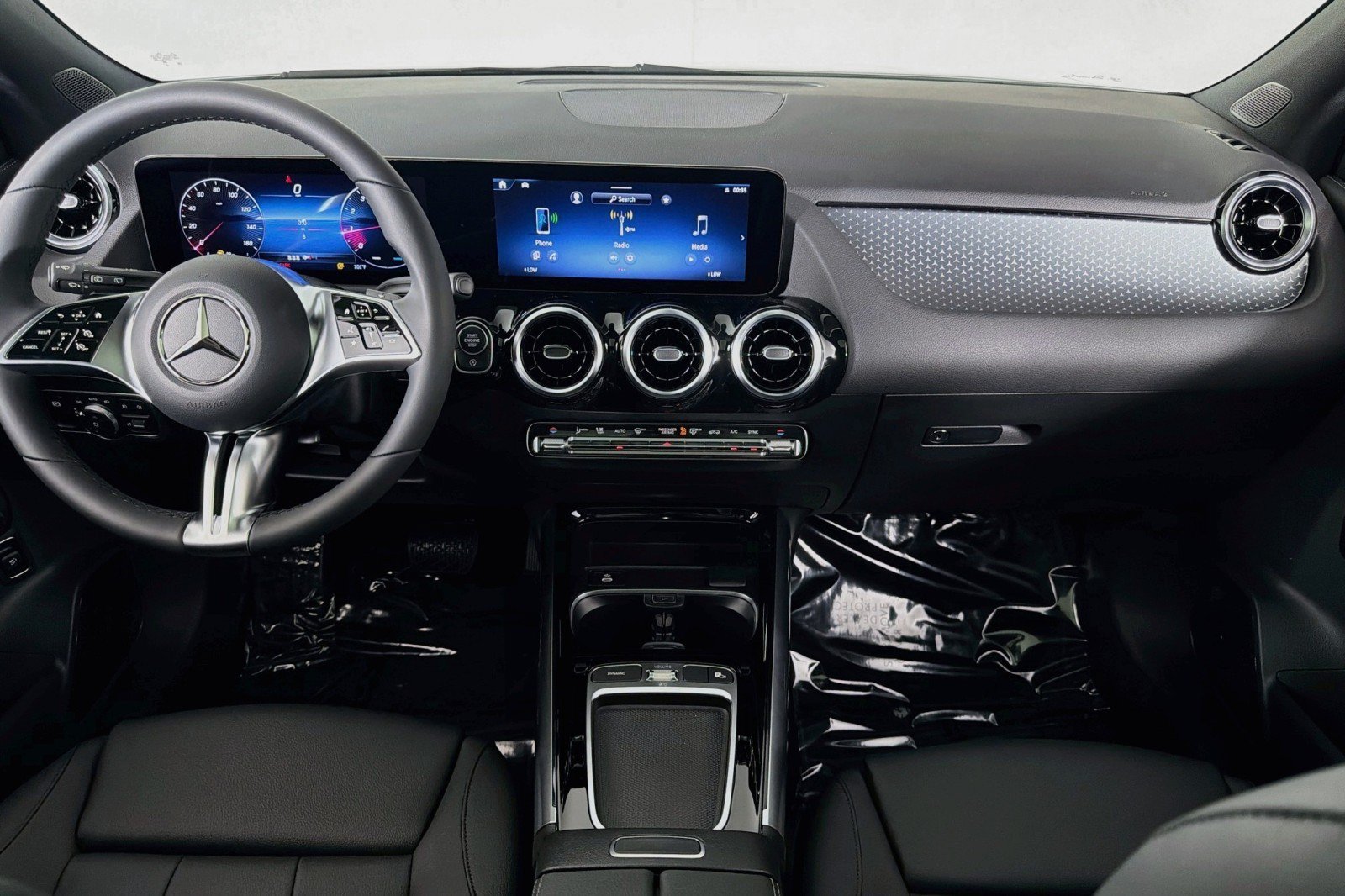 New 2026 Mercedes-Benz GLA 250 image 4