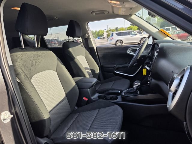 Used 2024 Kia Soul LX w/ Option Group 015 FWD image 17