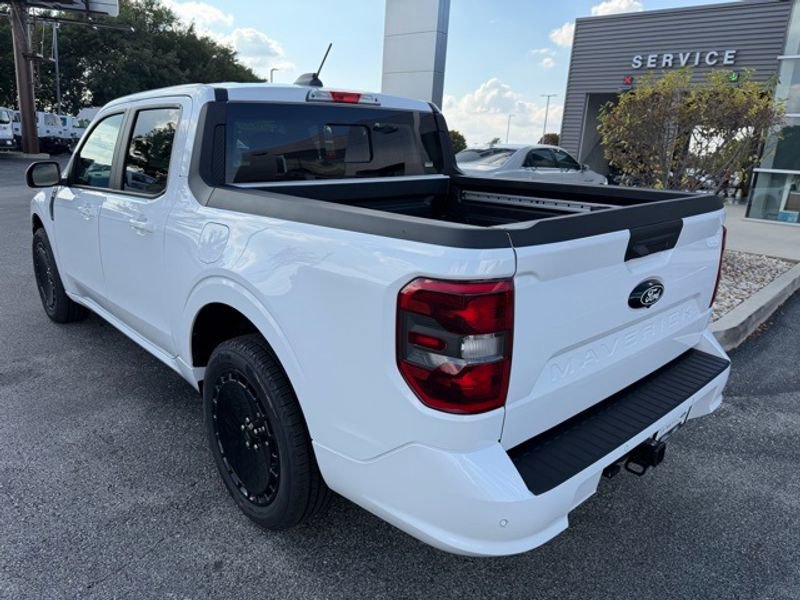 New 2025 Ford Maverick Lobo image 8