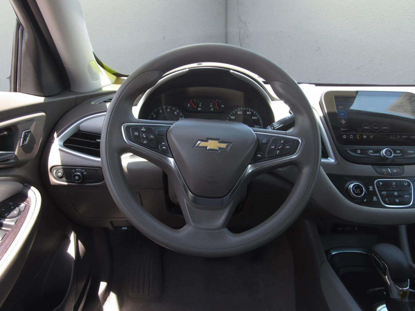 Used 2024 Chevrolet Malibu LT FWD image 22