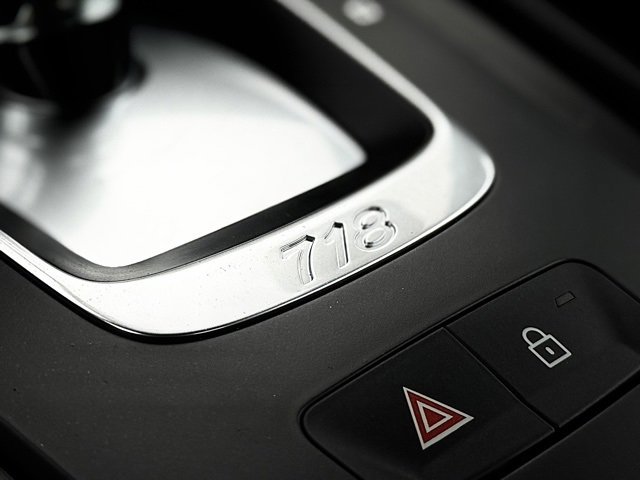 Used 2025 Porsche 718 Cayman GT4 image 31