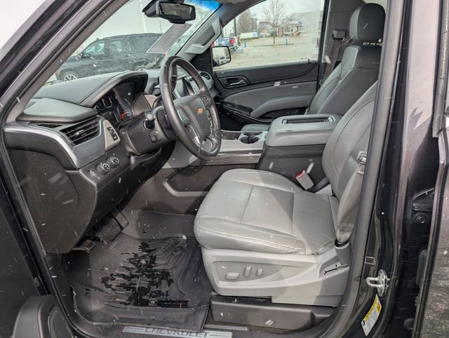 Used 2016 Chevrolet Suburban LT w/ Luxury Package image 9