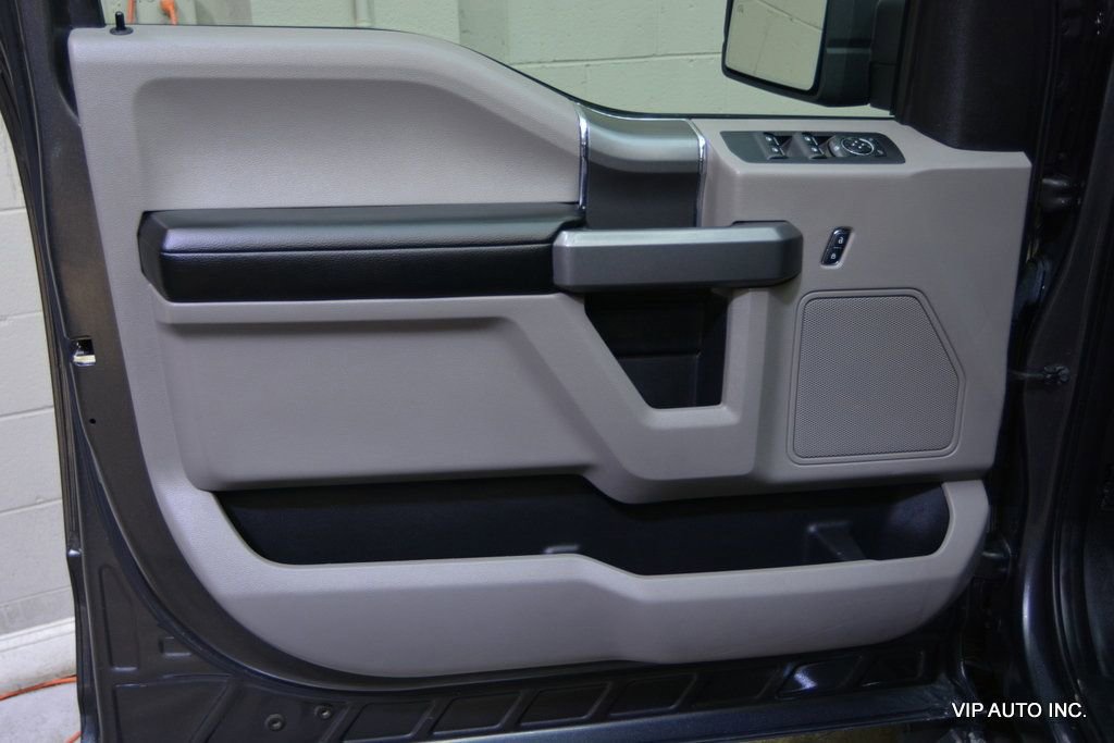 Used 2016 Ford F150 XLT w/ Equipment Group 302A Luxury image 7