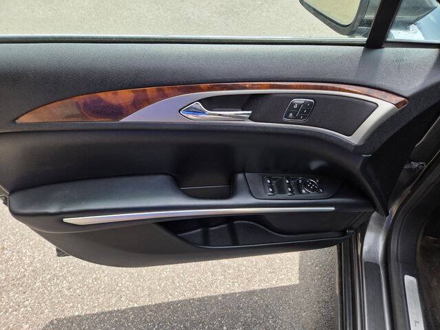 Used 2015 Lincoln MKZ Hybrid w/ Equipment Group 202A Reserve FWD image 12