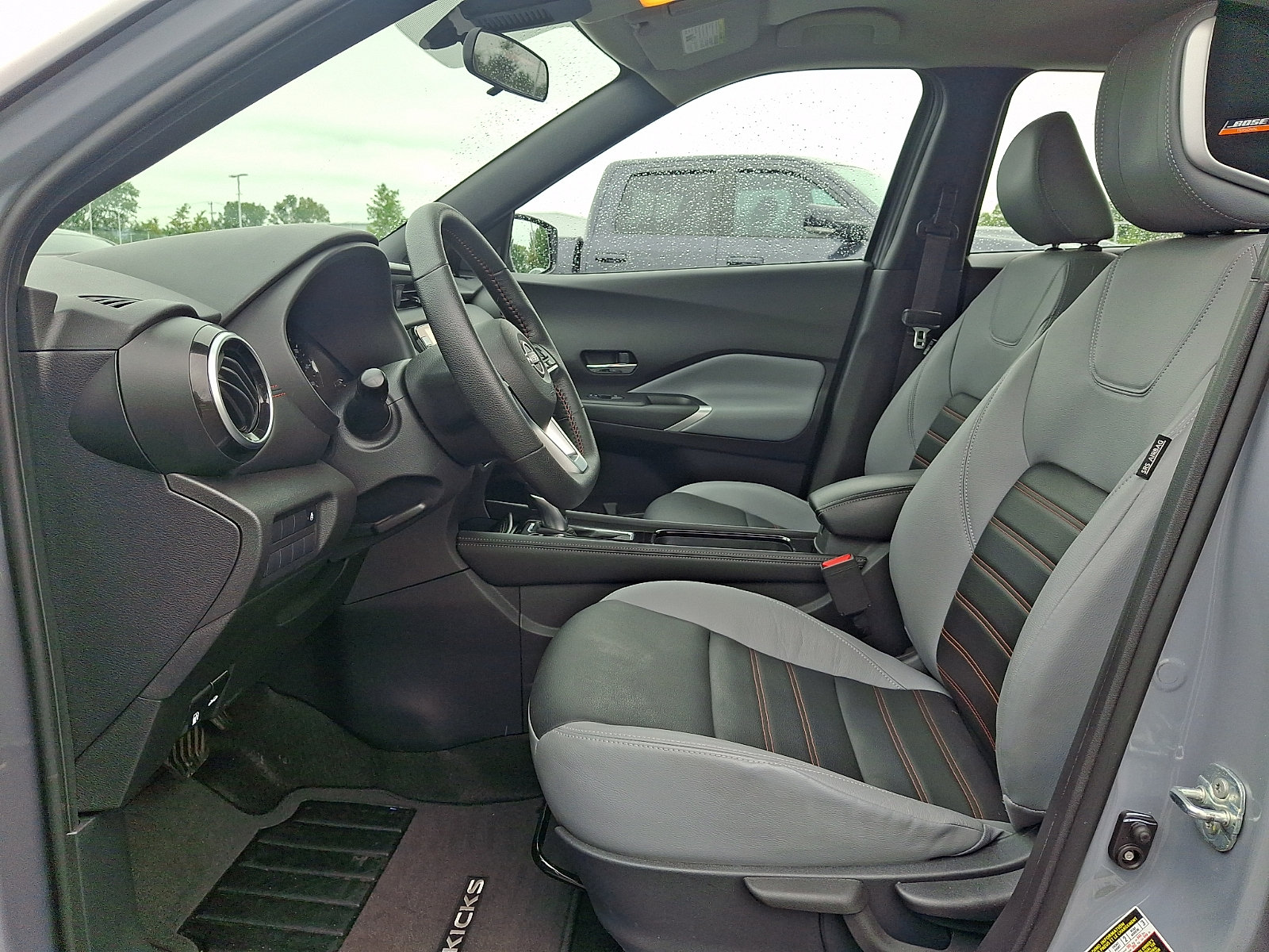 Certified 2024 Nissan Kicks SR w/ SR Premium Package FWD image 13
