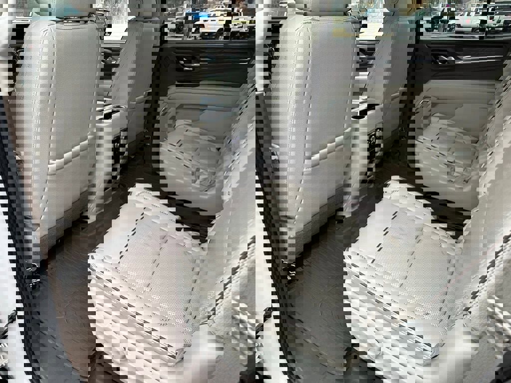 Used 2021 GMC Yukon Denali image 17