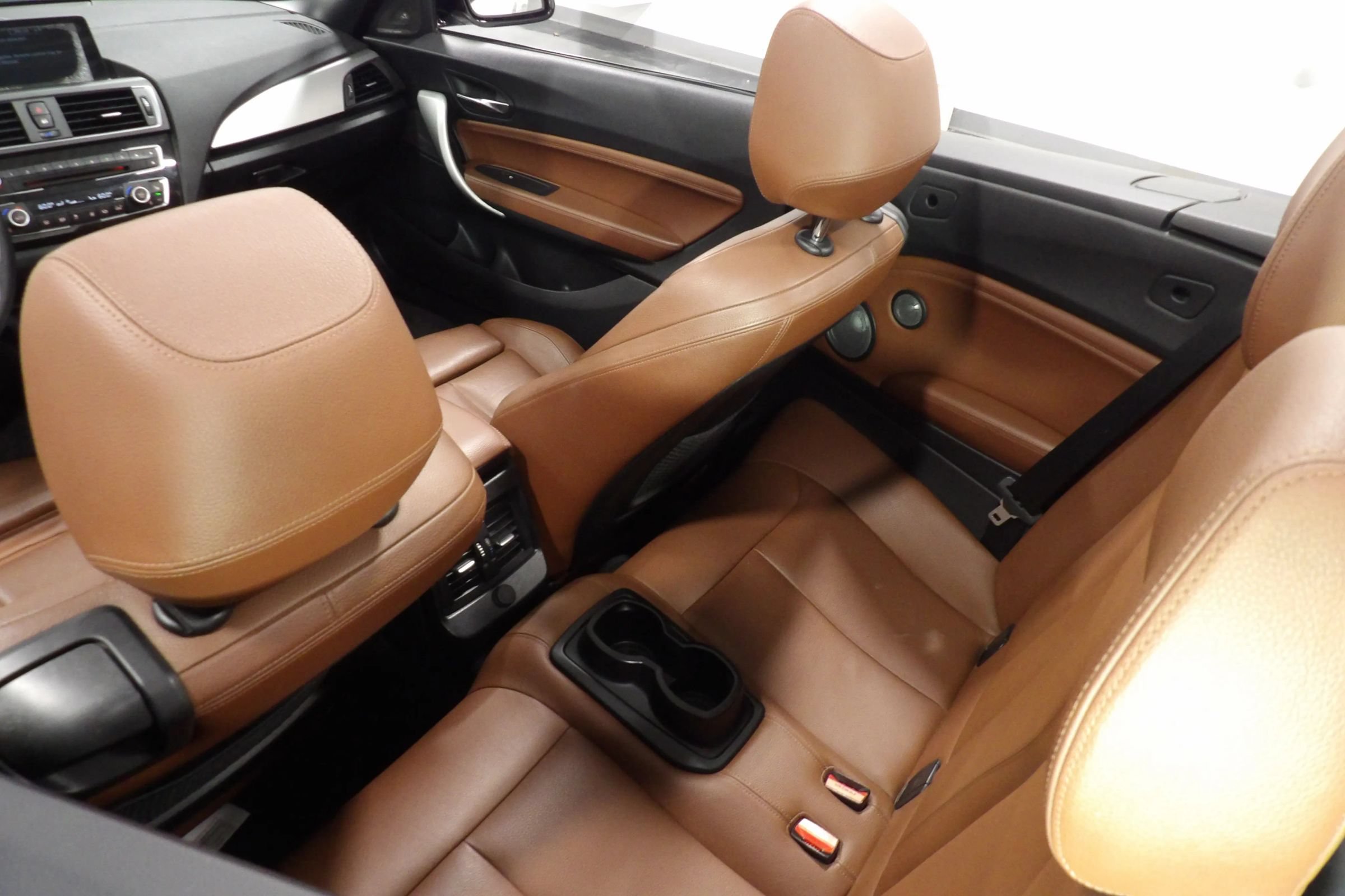Used 2016 BMW M235i xDrive Convertible AWD/4WD image 12