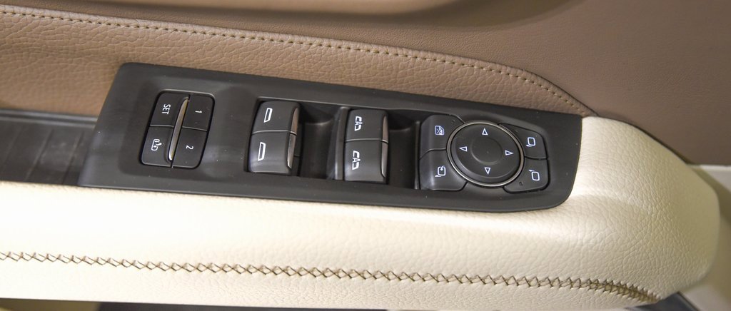 Used 2021 GMC Yukon Denali w/ Denali Ultimate Package image 15