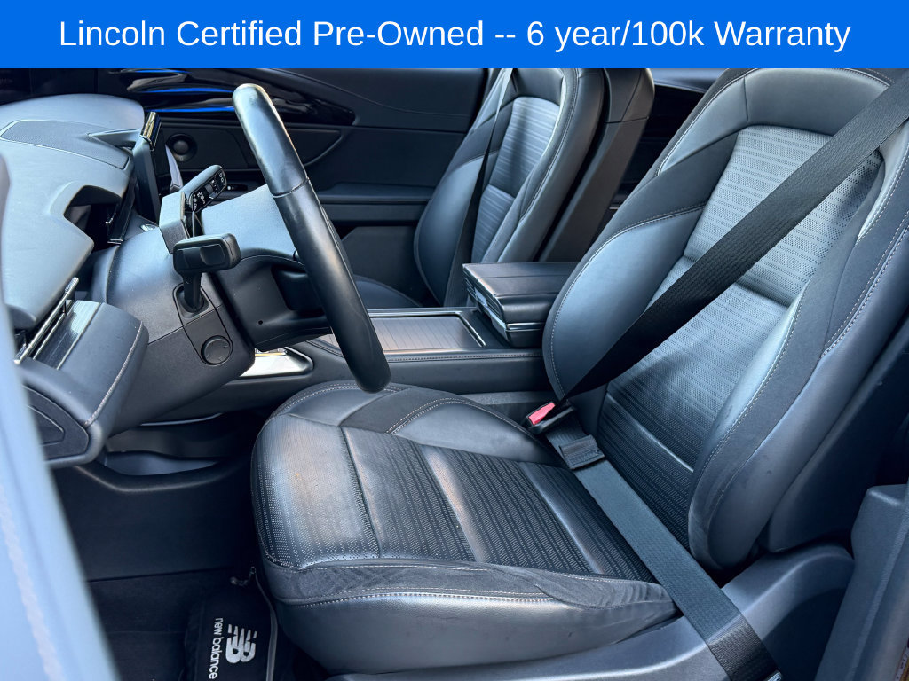 Used 2025 Lincoln Nautilus Reserve w/ Jet Appearance Package AWD/4WD image 26