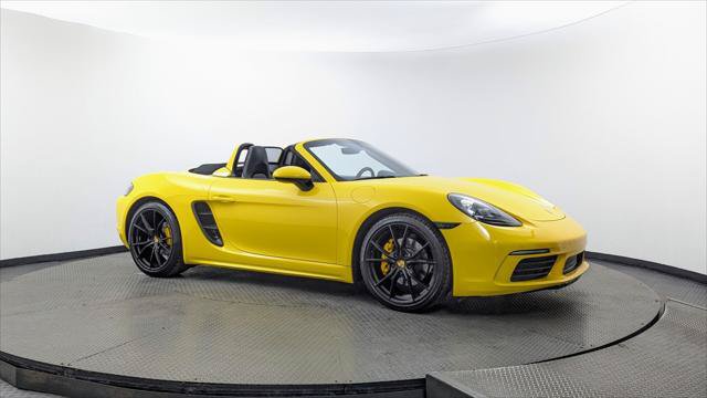 Used 2018 Porsche 718 Boxster RWD image 11