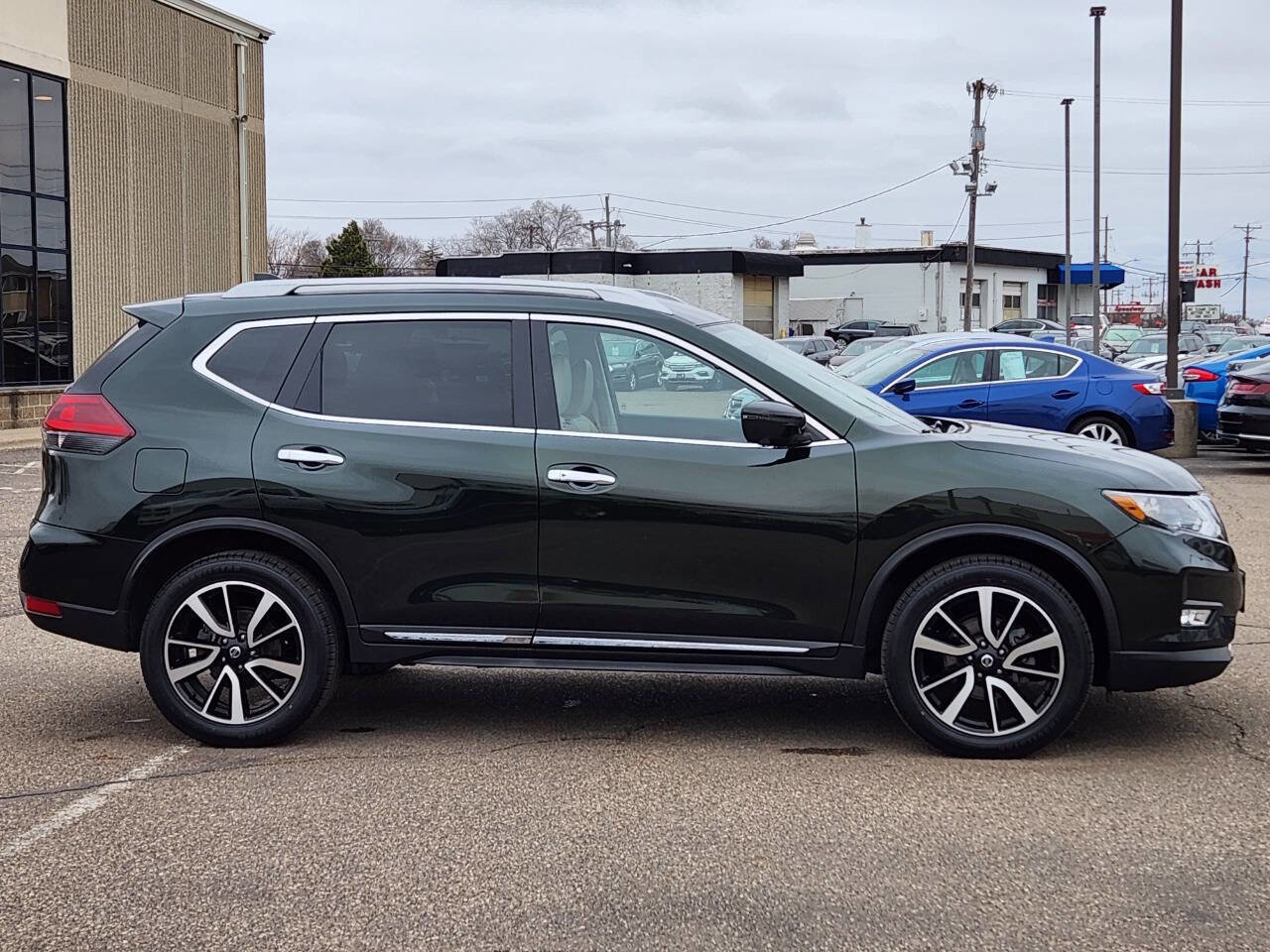 Used 2020 Nissan Rogue SL AWD/4WD image 11