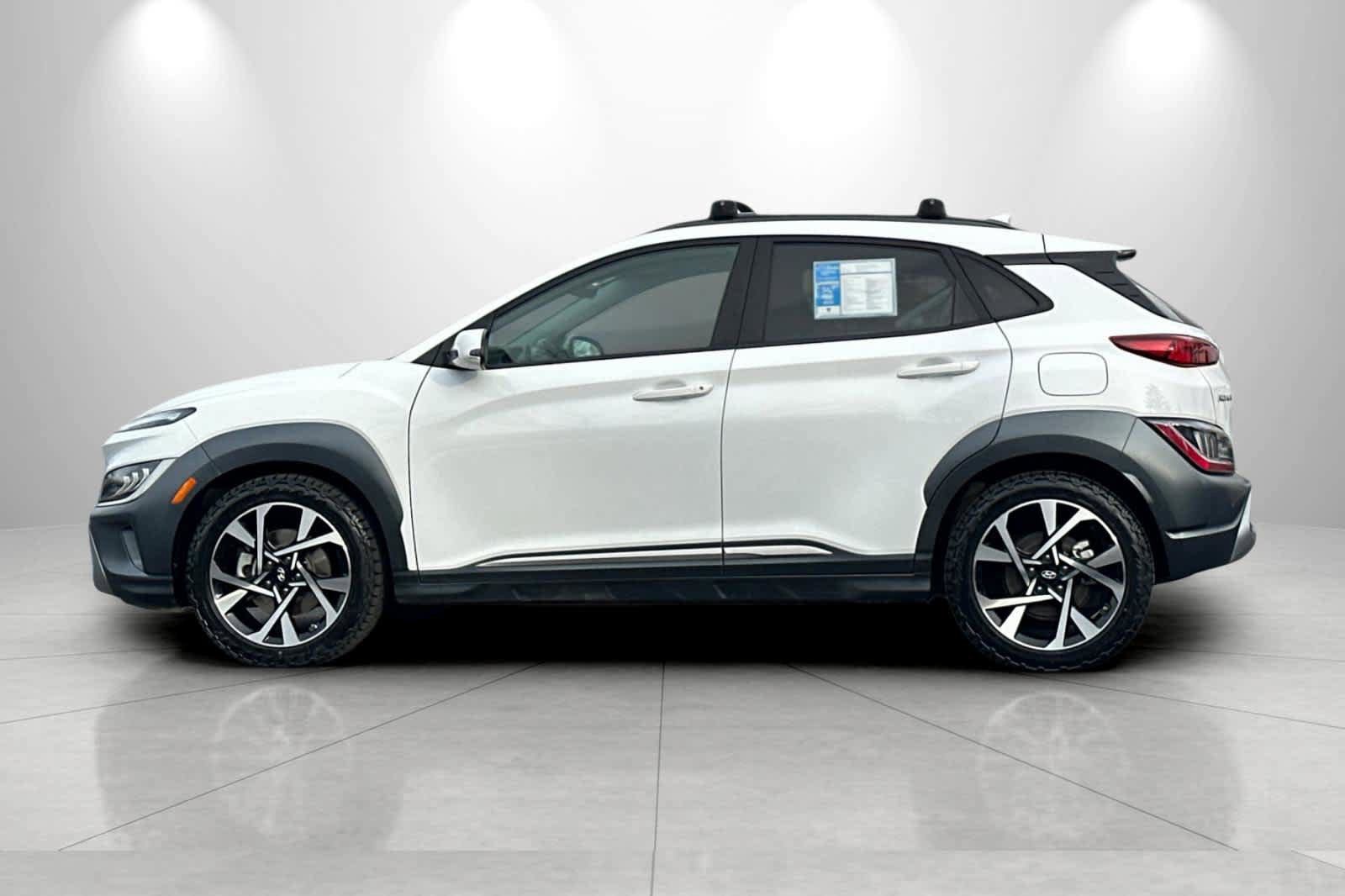 Used 2023 Hyundai Kona Limited image 5