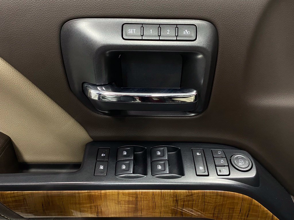 Used 2019 GMC Sierra 2500 SLT w/ LPO, Protection Package AWD/4WD image 11