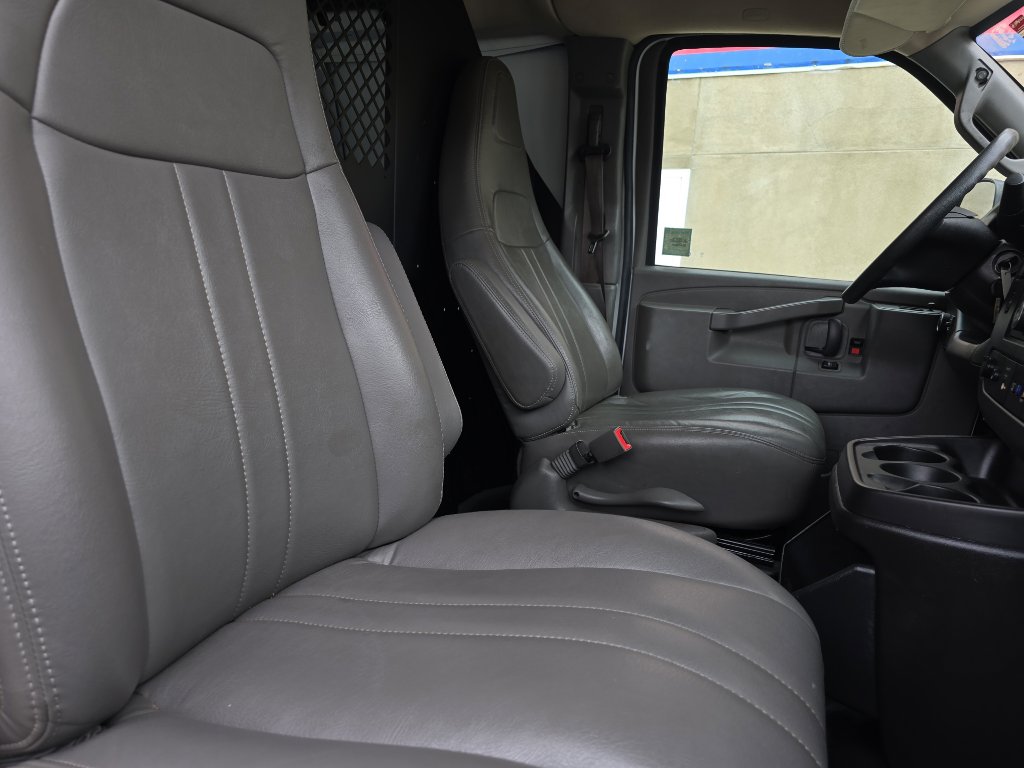 Used 2021 Chevrolet Express 2500 w/ Driver Convenience Package image 24