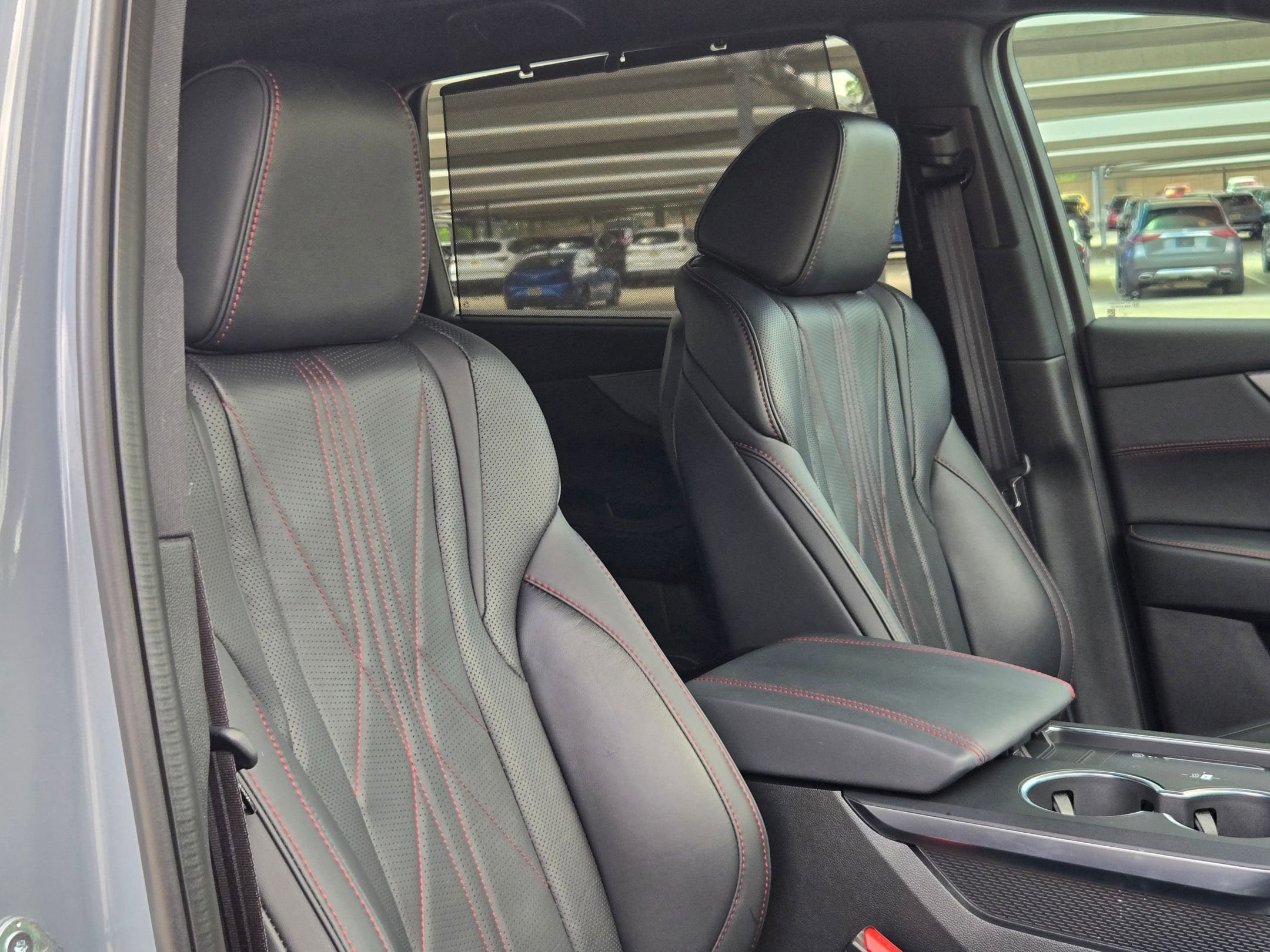 Certified 2025 Acura MDX A-Spec image 28