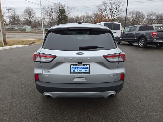 Used 2020 Ford Escape SE image 7